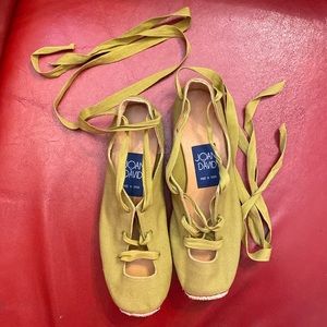 Joan & David espadrilles size 37 (6.5 US) EUC